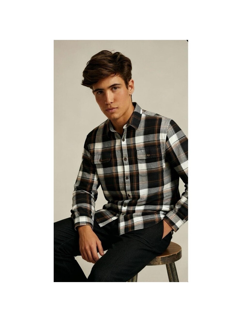 VANS Men’s Cotton Plaid Flannel Button-Down with Chest Pockets in Black-Medium